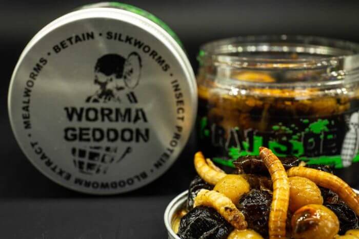 black-u-white-tigers-wormageddon-3-700x467-1.jpg