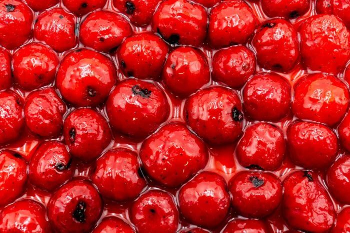 legendary_strawberry2-700x467-1.jpg