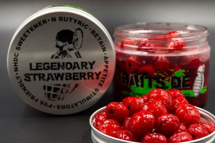 legendary_strawberry5-700x467-1.jpg