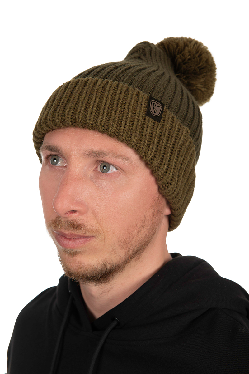 fox_beanie_hat_bobble_main.jpg